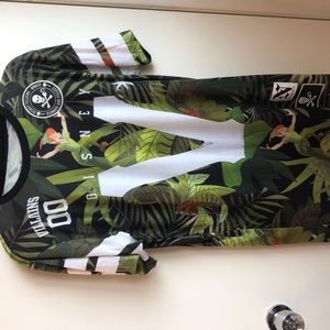 Disney Neff Captain Hook Tee